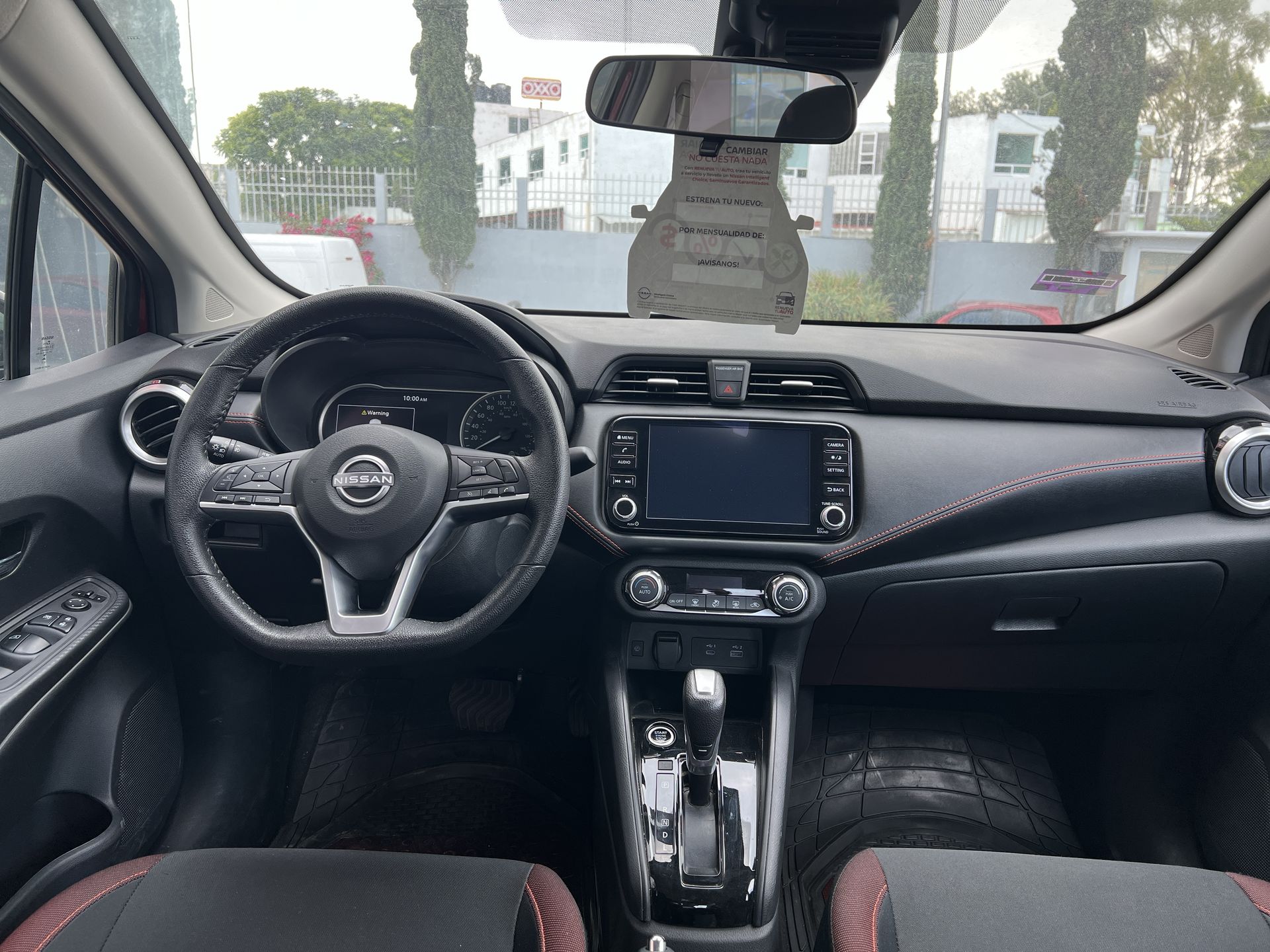2025 Nissan Versa 4p SR L4/1.6 Aut