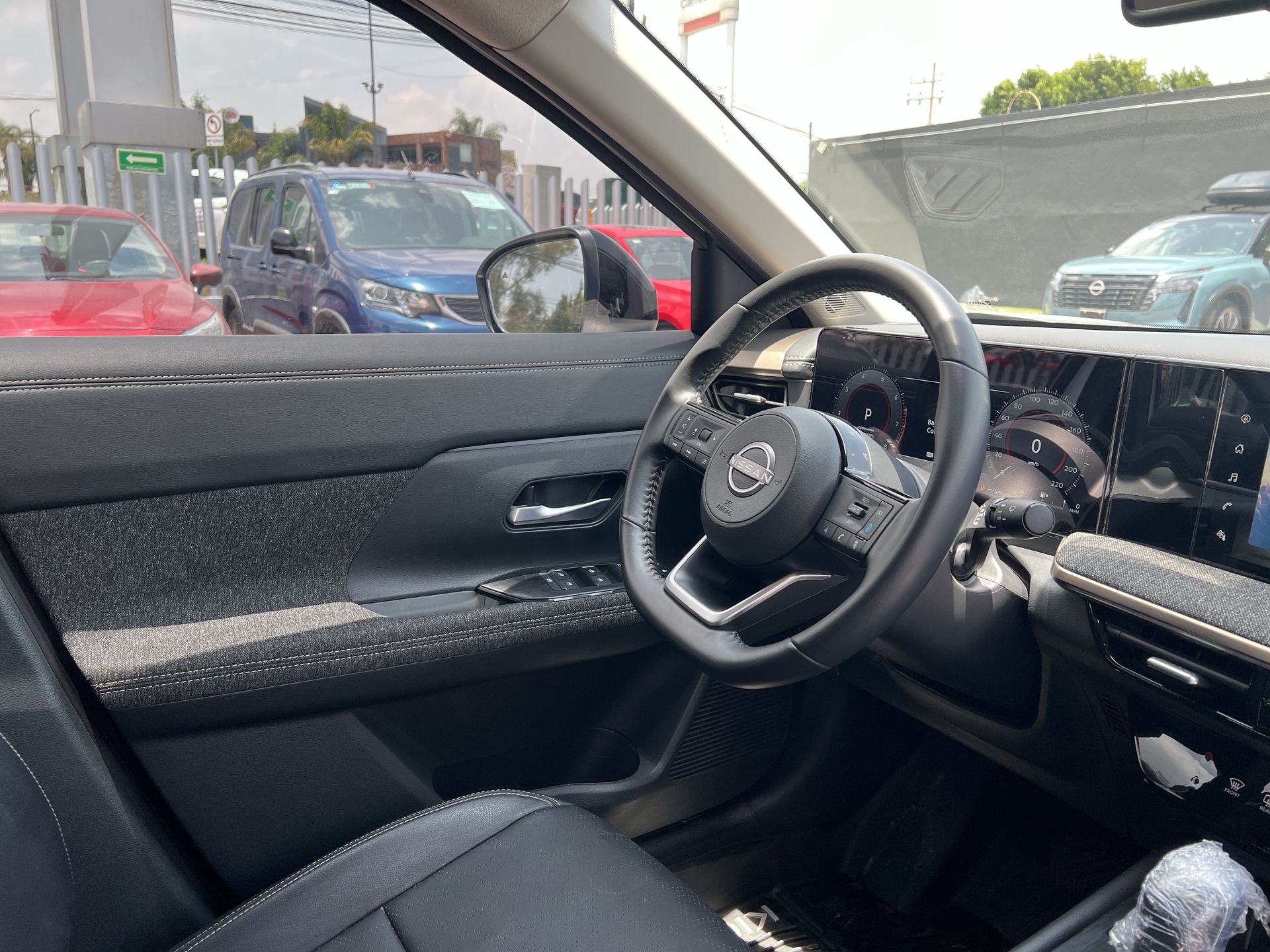 2025 Nissan Kicks 5p Platinum L4/2.0 Aut