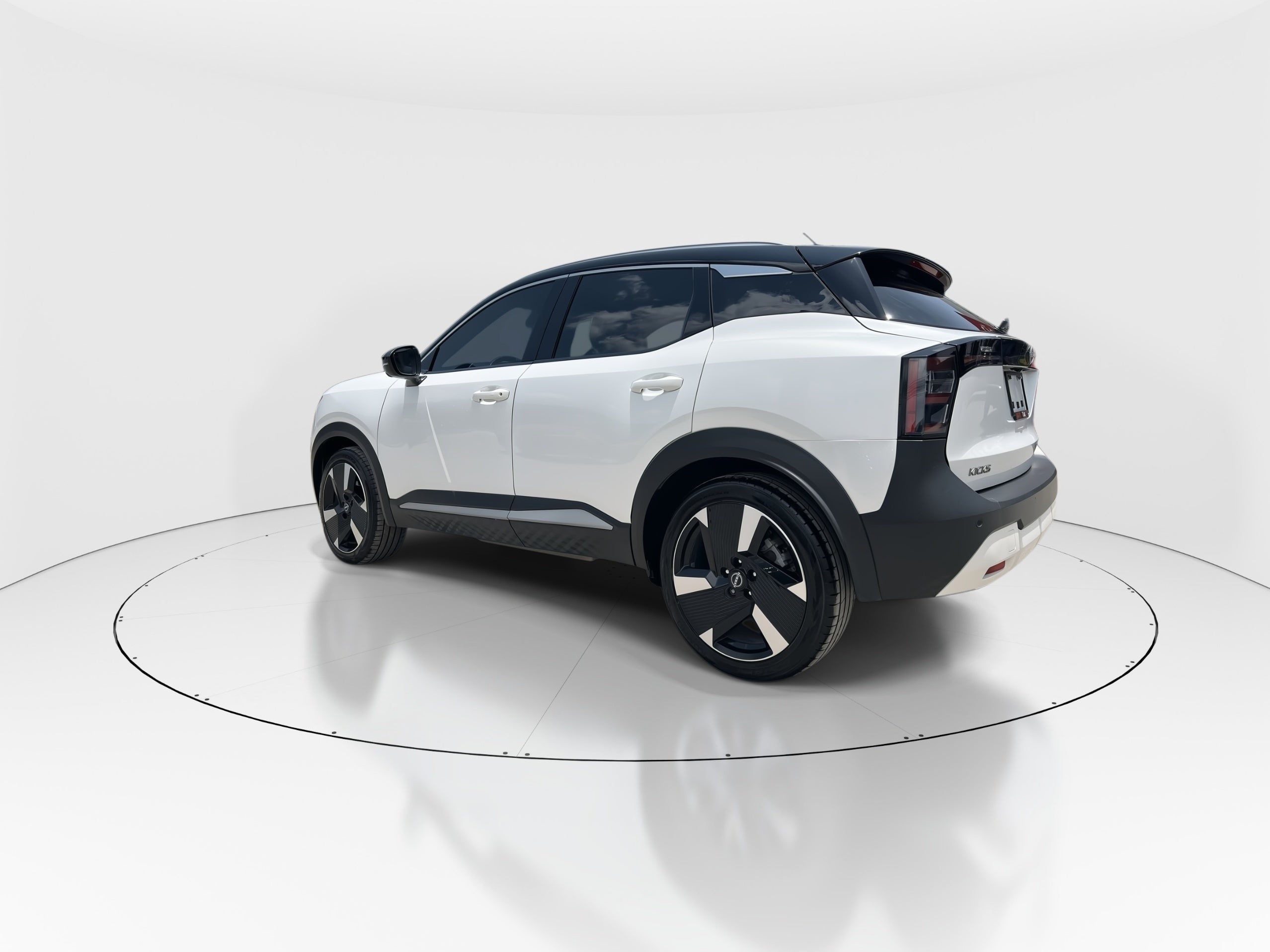 2025 Nissan Kicks 5p Platinum L4/2.0 Aut