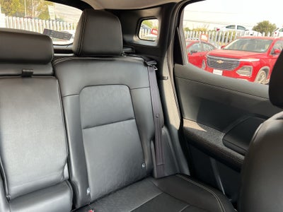 2025 Nissan Kicks PLATINUM 2.0 CVT