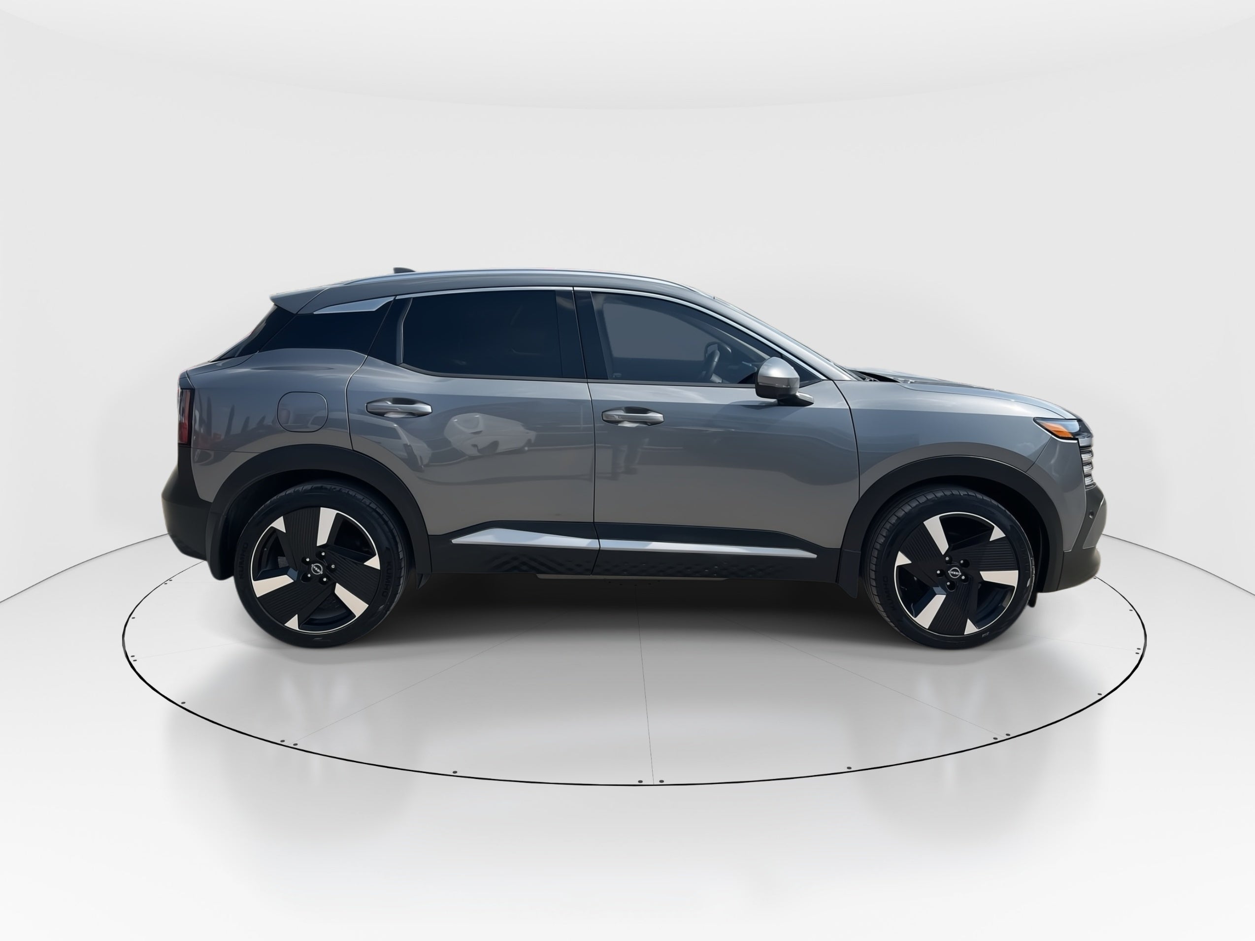 2025 Nissan Kicks PLATINUM 2.0 CVT