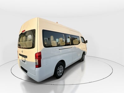 2024 Nissan Urvan 4p Amplia L4/2.5 Man 15/Pas P/Seg
