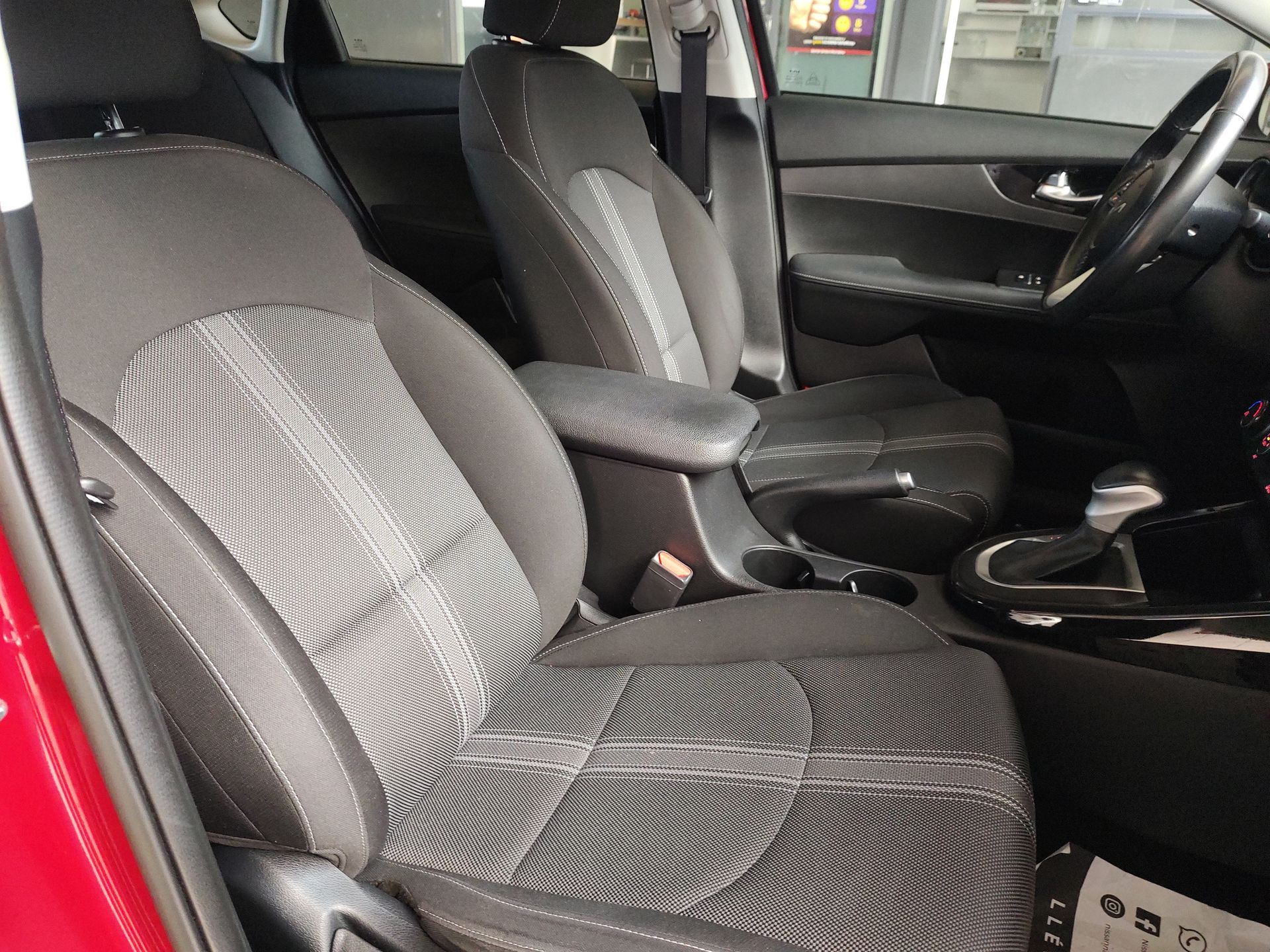 2023 Kia FORTE SEDAN 4p EX L4/2.0 Aut
