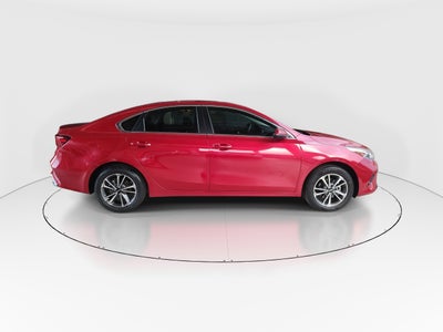 2023 Kia FORTE SEDAN 4p EX L4/2.0 Aut