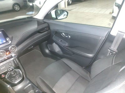 2023 Nissan Sentra 4p SR Bi-tono L4/2.0 Aut