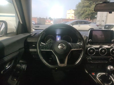 2023 Nissan Sentra 4p SR Bi-tono L4/2.0 Aut