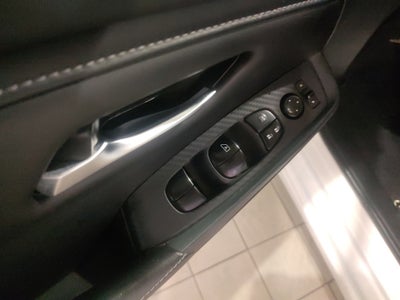 2023 Nissan Sentra 4p SR Bi-tono L4/2.0 Aut