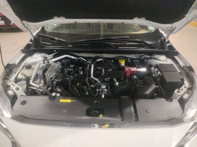 2023 Nissan Sentra 4p SR Bi-tono L4/2.0 Aut