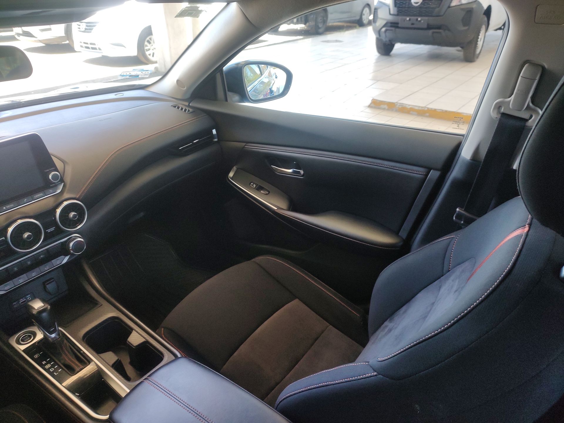 2023 Nissan Sentra 4p SR L4/2.0 Aut