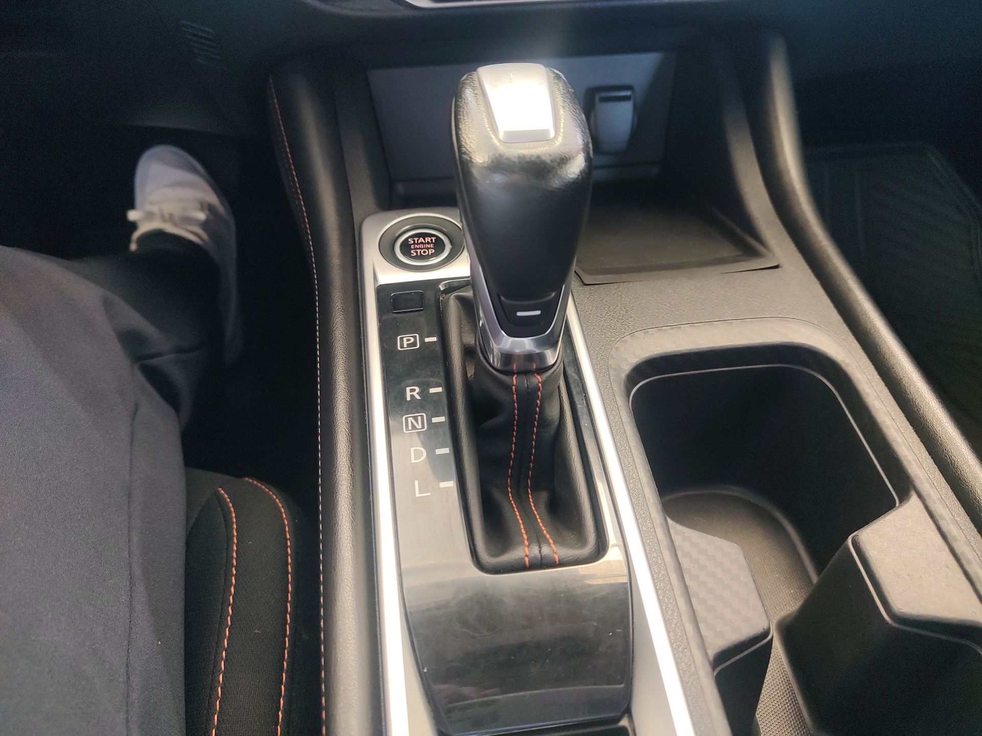 2023 Nissan Sentra 4p SR L4/2.0 Aut