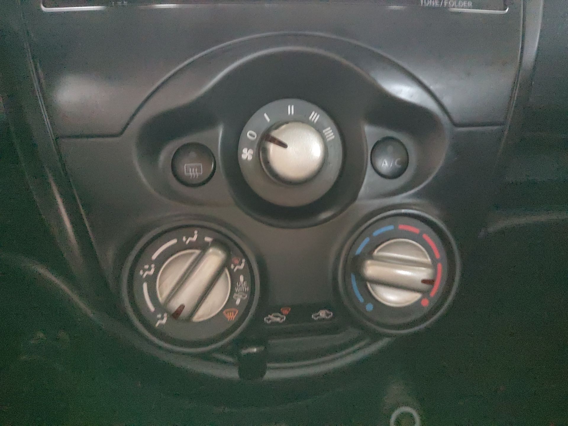2023 Nissan Versa DRIVE