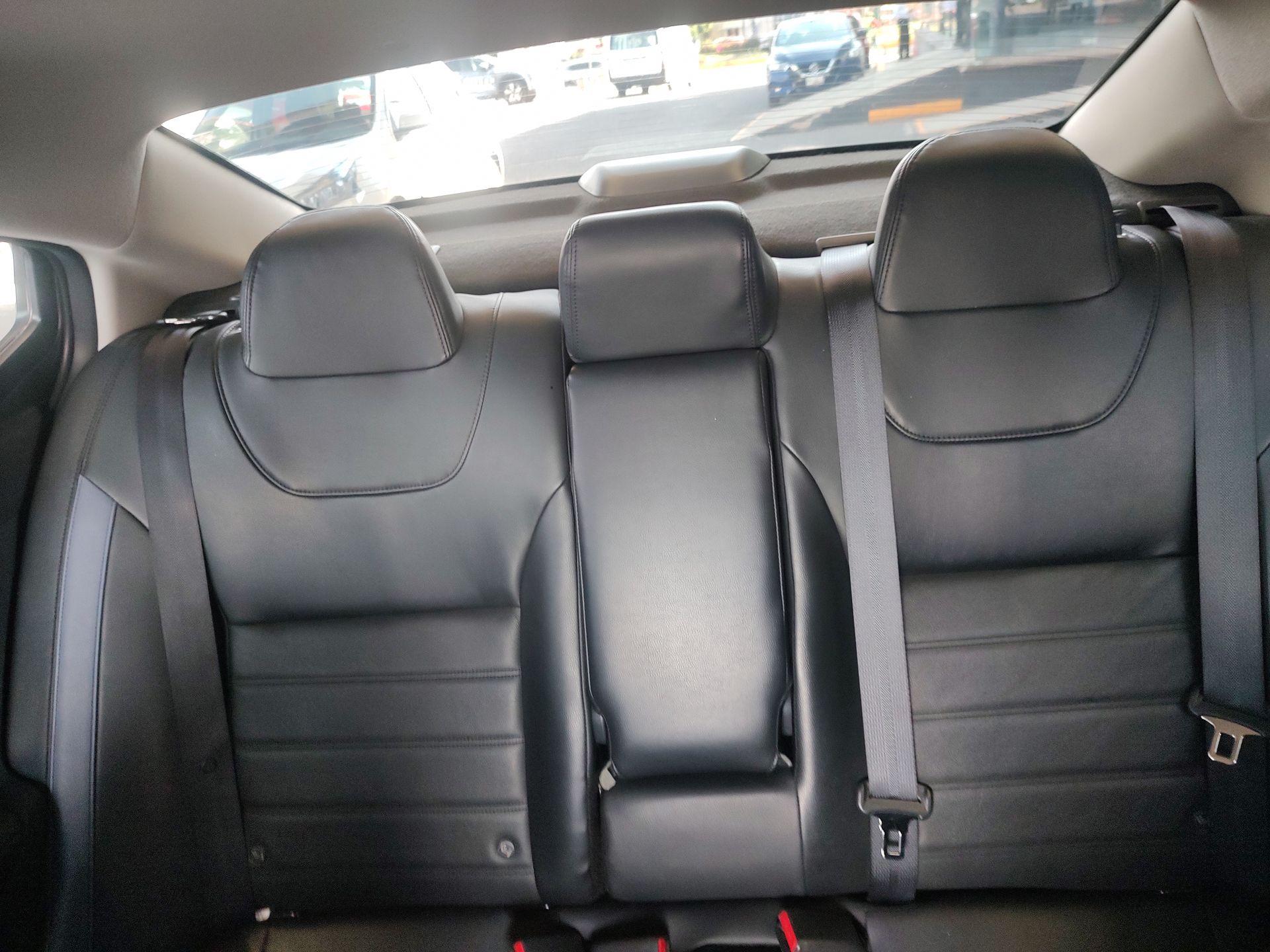 2024 Nissan Versa 4p Exclusive L4/1.6 Aut