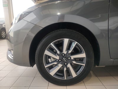 2025 Nissan Versa 4p Advance L4/1.6 Man