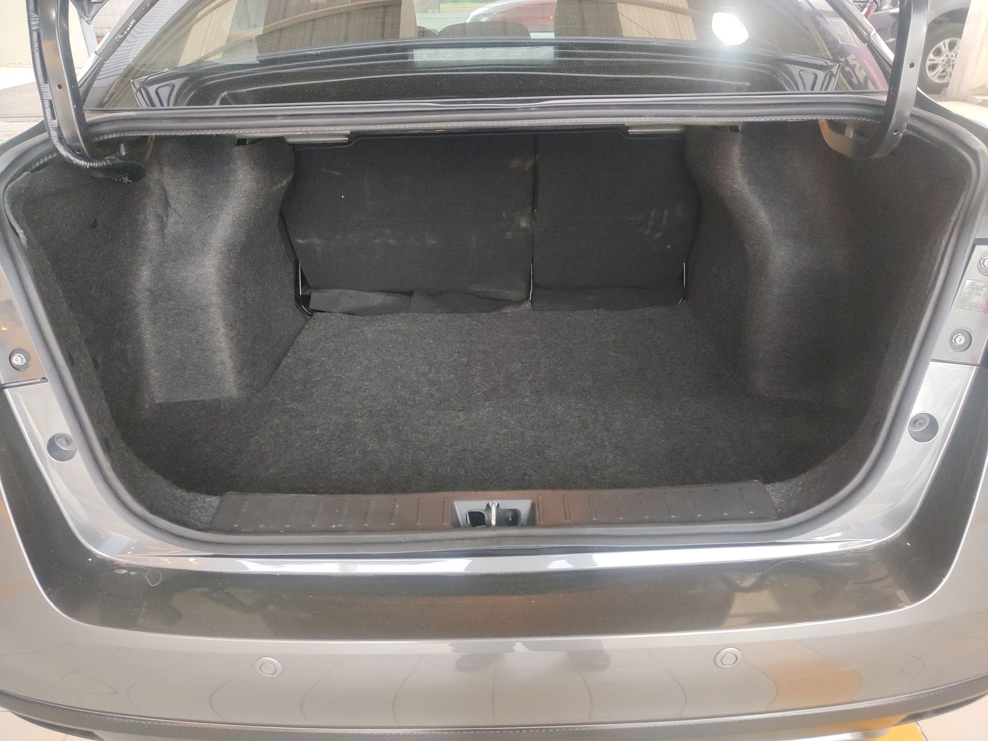 2025 Nissan Versa 4p Advance L4/1.6 Man