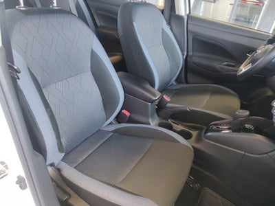 2024 Nissan Versa 4p Advance L4/1.6 Aut