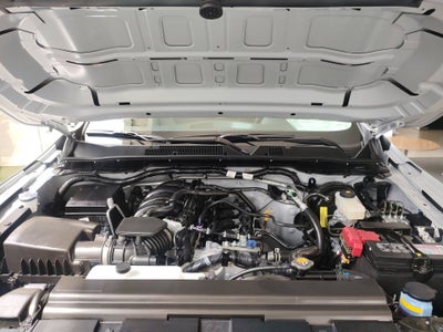 2026 Nissan Chasis Cabina NP300 2p L4/2.5 Man A/A VDC