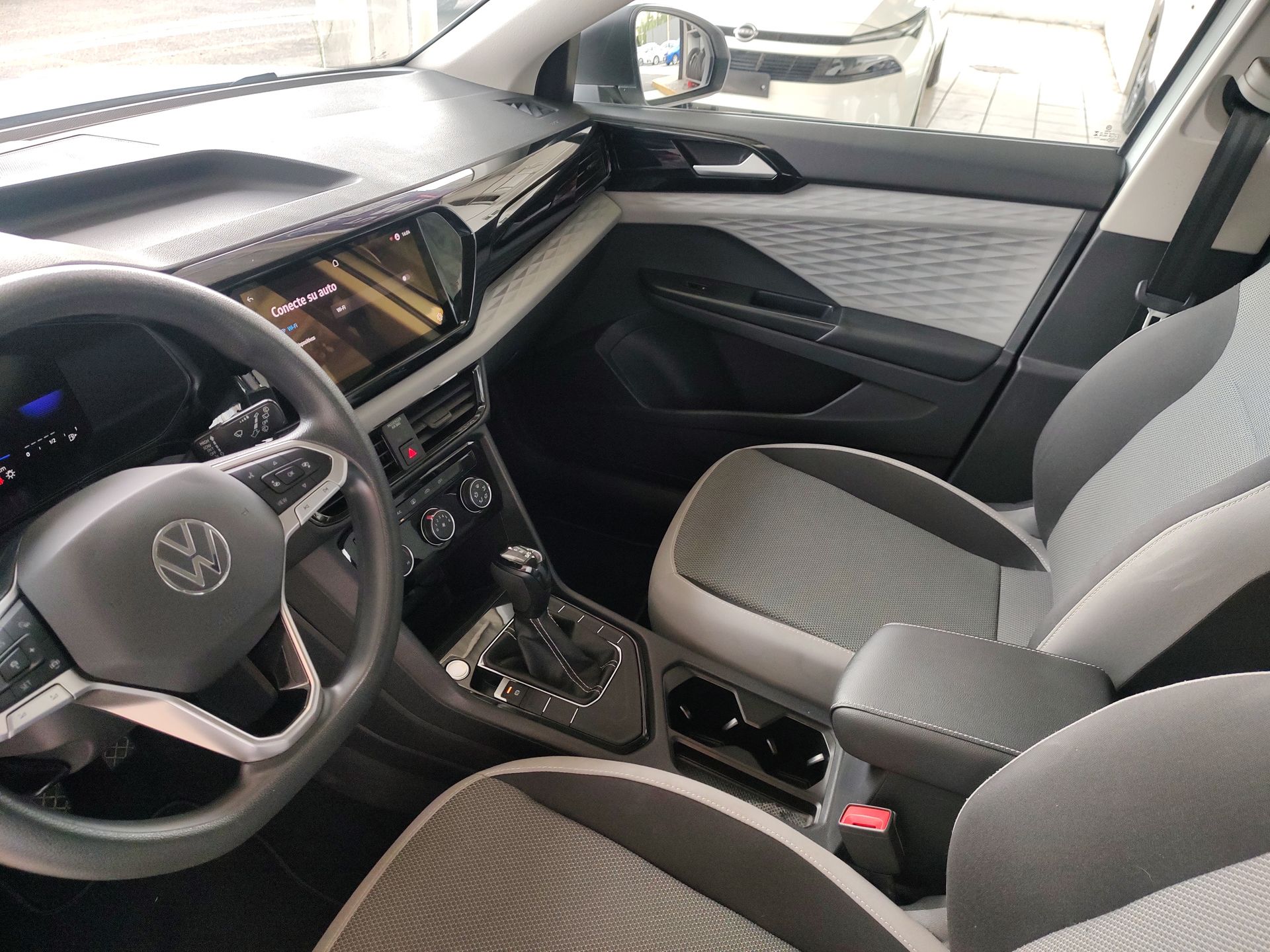 2023 Volkswagen Taos 5p Trendline L4/1.4/T Aut
