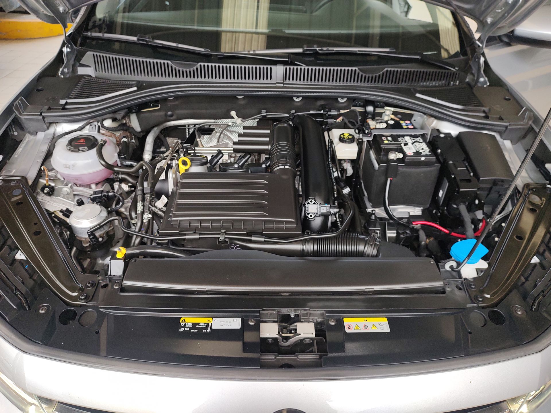 2025 Volkswagen Jetta 4p Trendline L4/1.4/T Aut