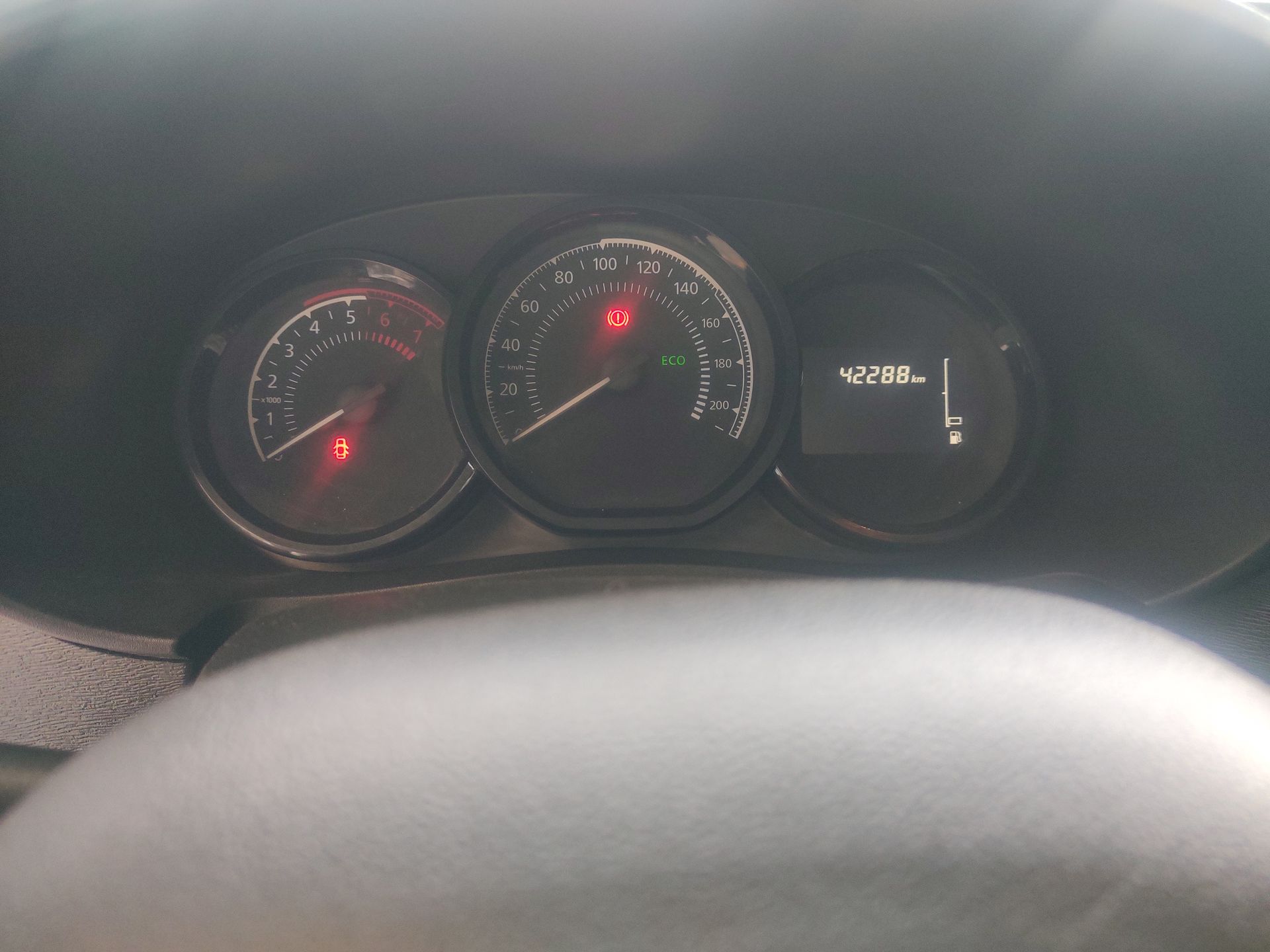 2024 Renault Kangoo 5p Intense L4/2.5 Man
