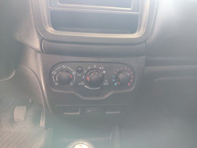 2024 Renault Kangoo 5p Intense L4/2.5 Man