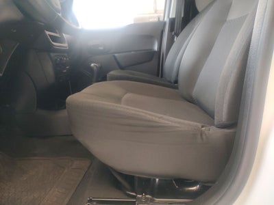 2024 Renault Kangoo 5p Intense L4/2.5 Man