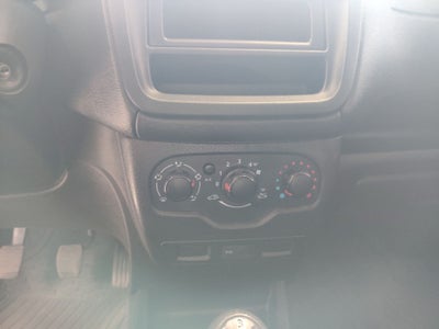 2024 Renault Kangoo 5p Intense L4/2.5 Man