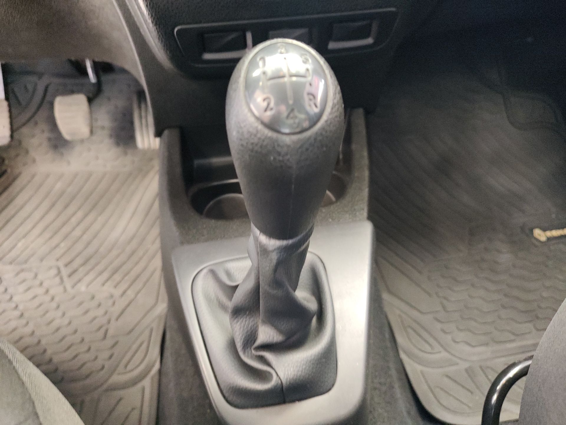 2024 Renault Kangoo 5p Intense L4/2.5 Man