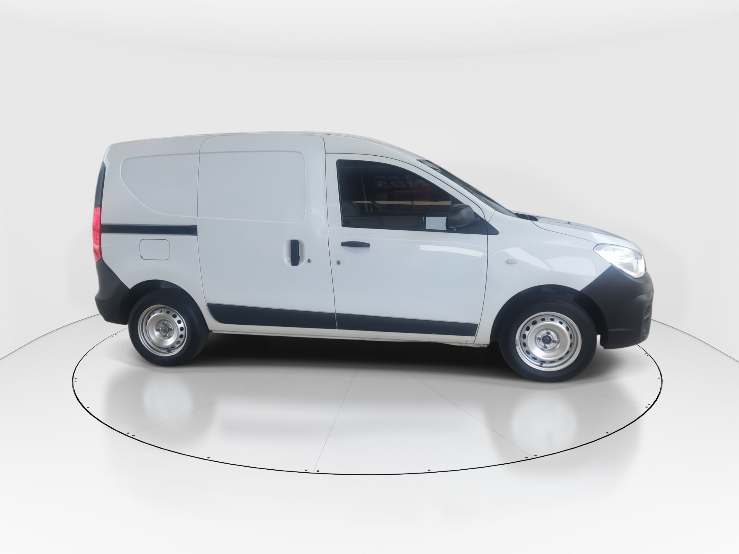 2024 Renault Kangoo 5p Intense L4/2.5 Man