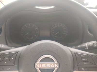 2026 Nissan Urvan 4p Amplia L4/2.5 Man Ventanas