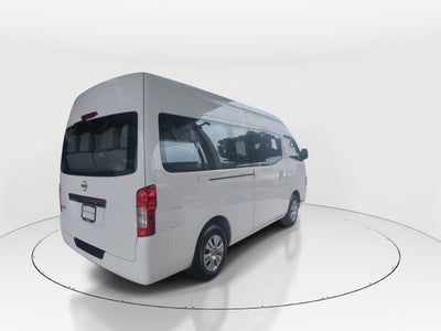 2026 Nissan Urvan 4p Amplia L4/2.5 Man Ventanas