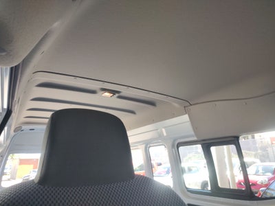 2026 Nissan Urvan 4p Amplia L4/2.5 Man