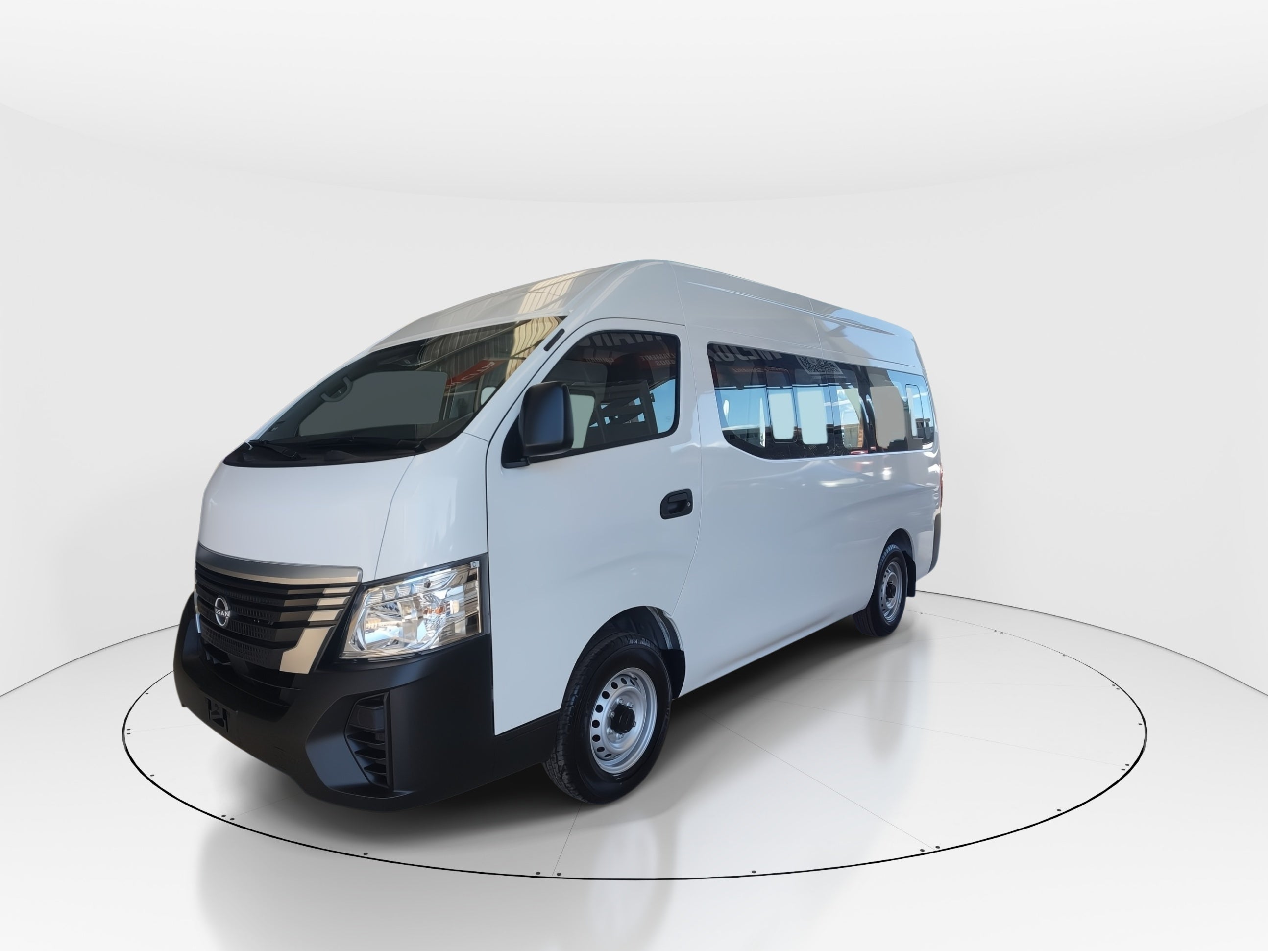 2026 Nissan Urvan 4p Amplia L4/2.5 Man