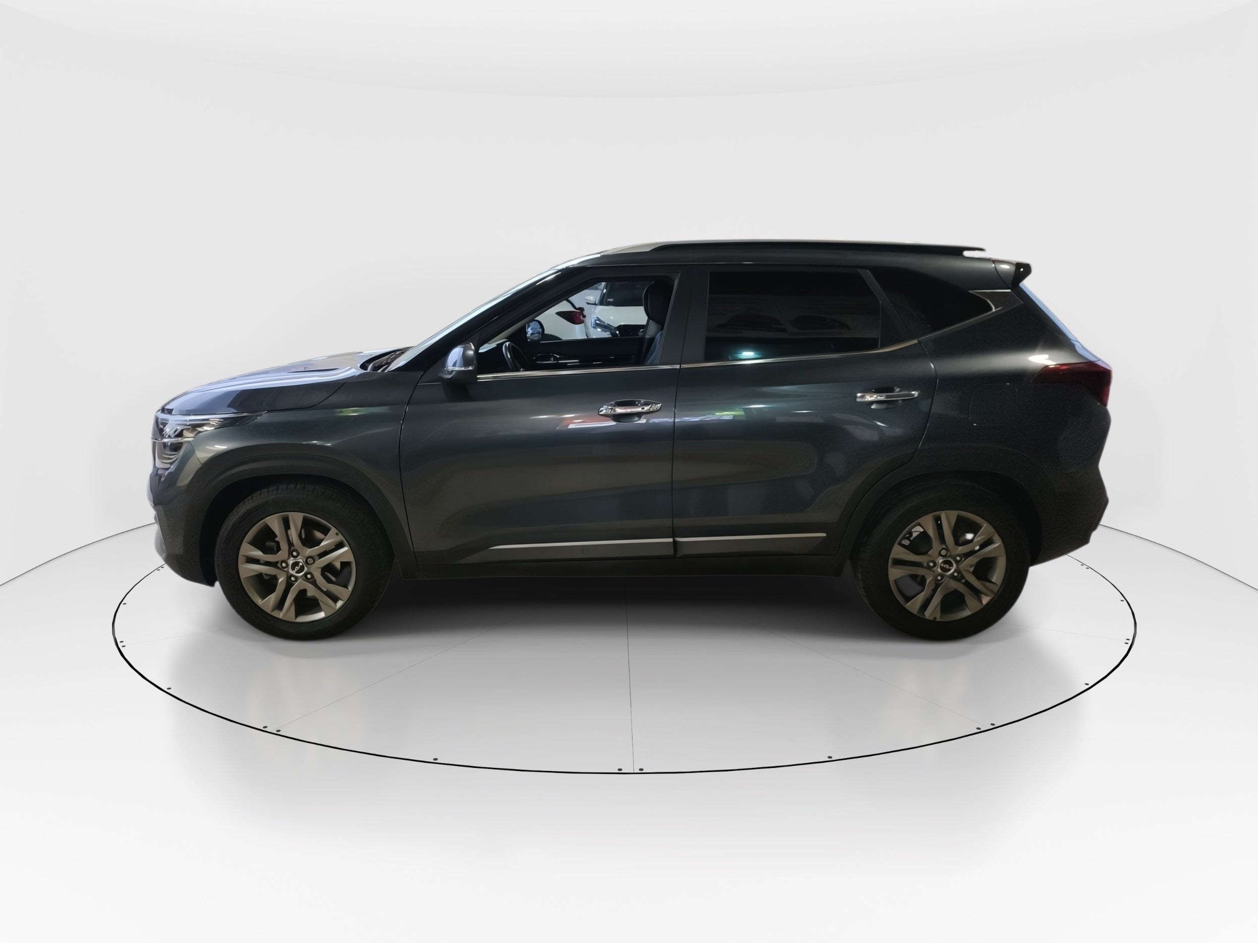 2022 Kia SELTOS 5p SX 1.6 L MPI L4 TA 6 Vel A/AC Piel 5 pas RA-17"