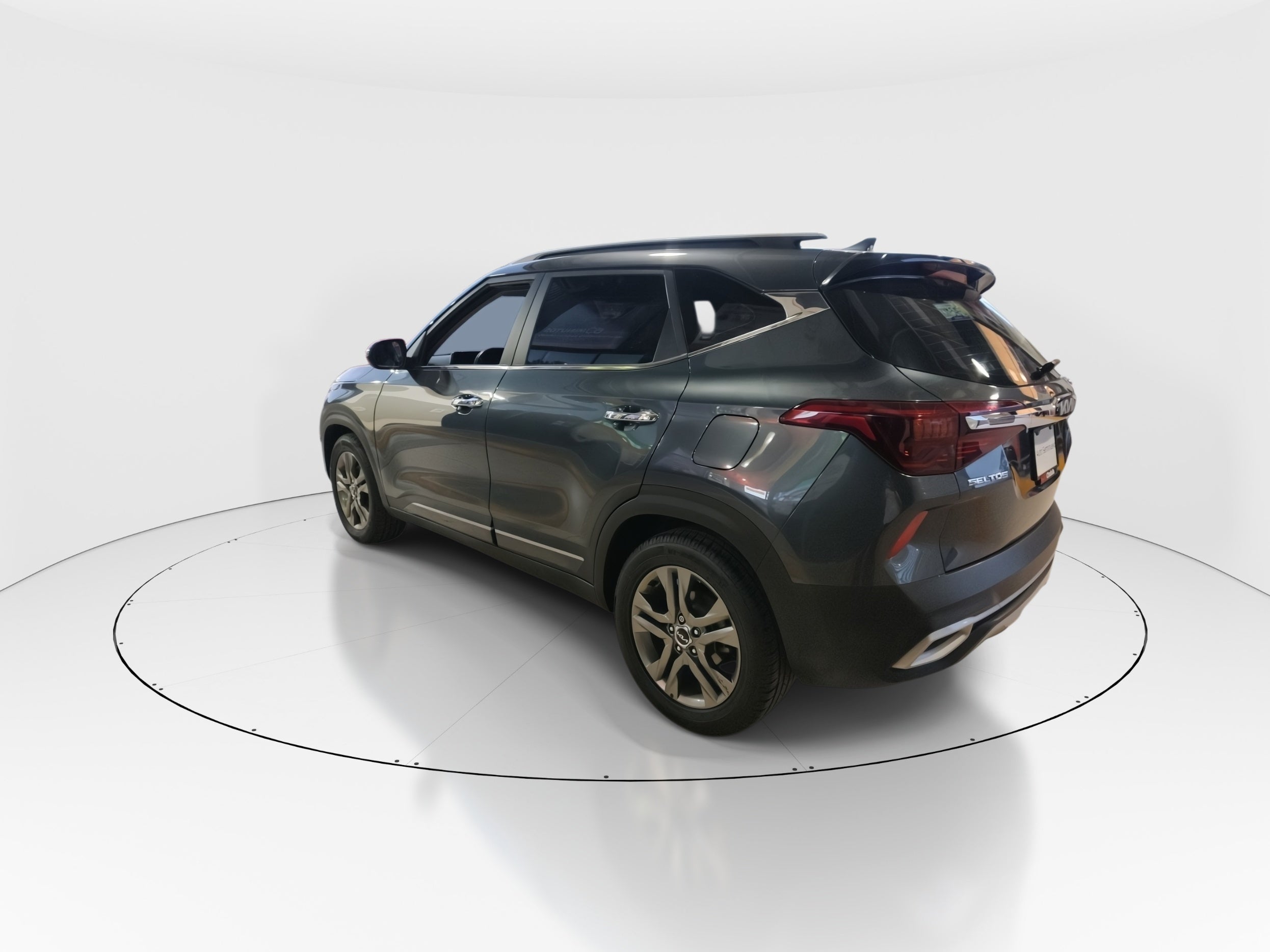 2022 Kia SELTOS 5p SX 1.6 L MPI L4 TA 6 Vel A/AC Piel 5 pas RA-17"