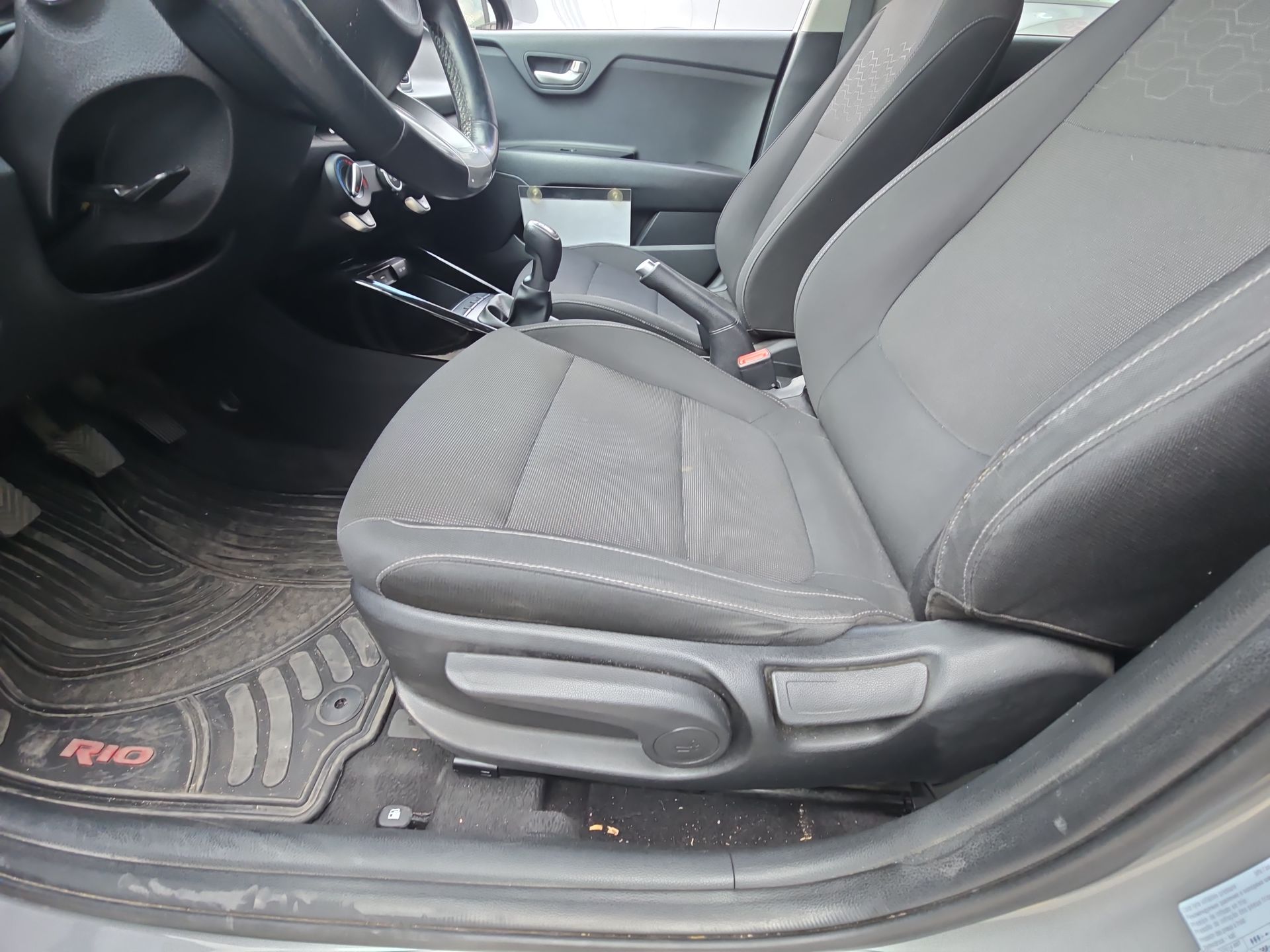 2021 Kia KIA RIO HB 5p LX L4/1.6 Man