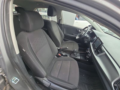 2021 Kia KIA RIO HB 5p LX L4/1.6 Man