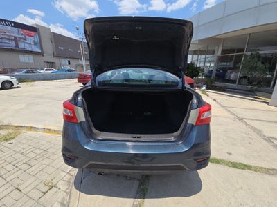 2017 Nissan Sentra 4p Advance L4/1.8 Man