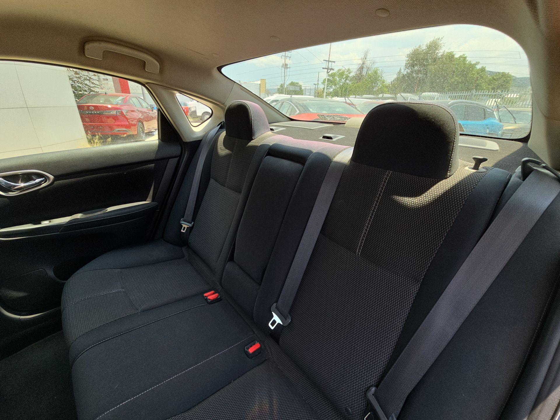 2017 Nissan Sentra 4p Advance L4/1.8 Man