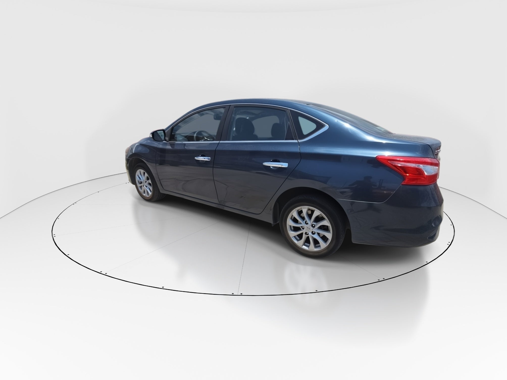 2017 Nissan Sentra 4p Advance L4/1.8 Man