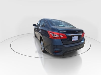 2017 Nissan Sentra 4p Advance L4/1.8 Man