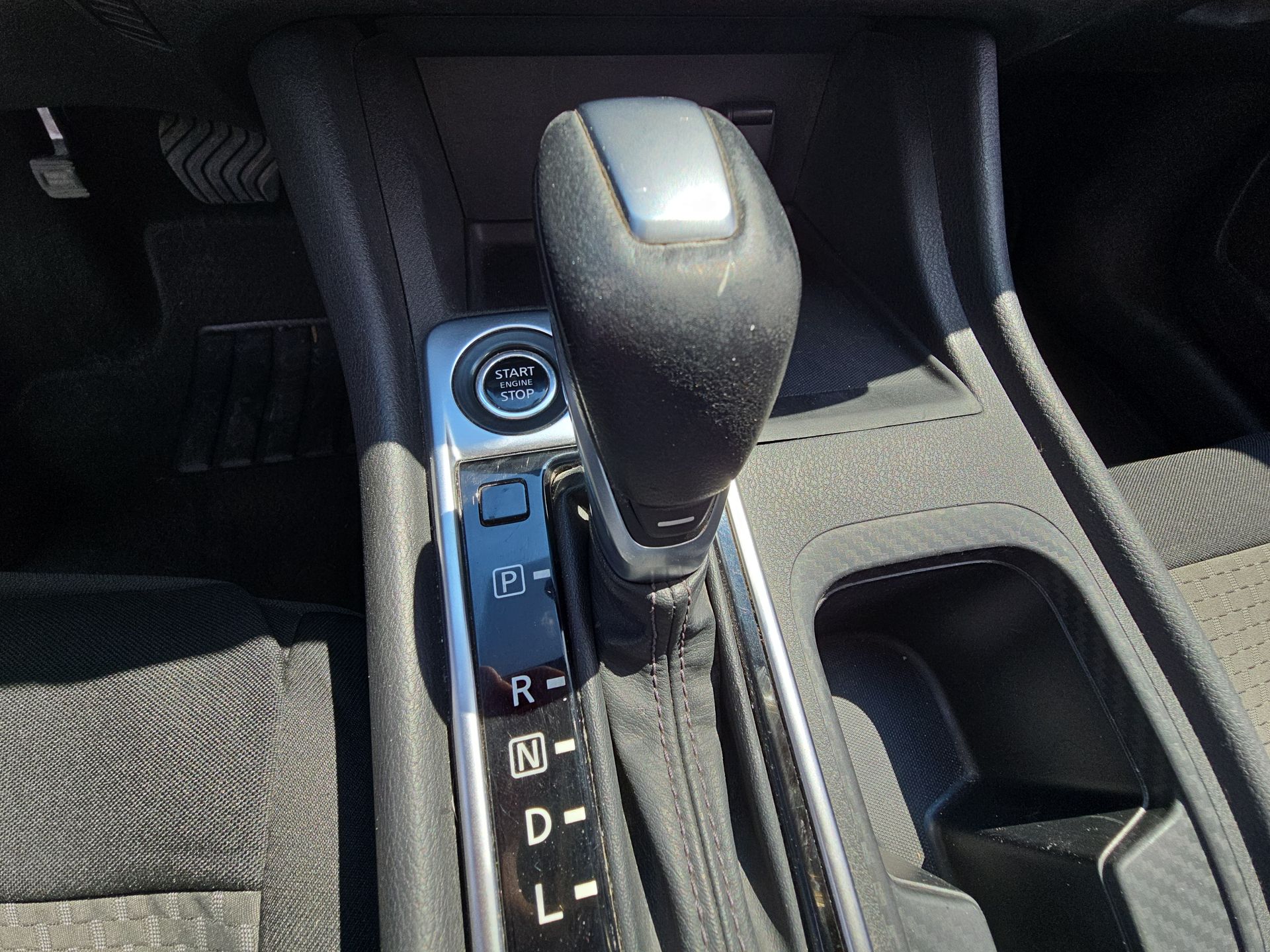 2022 Nissan Sentra 4p Advance L4/2.0 Aut