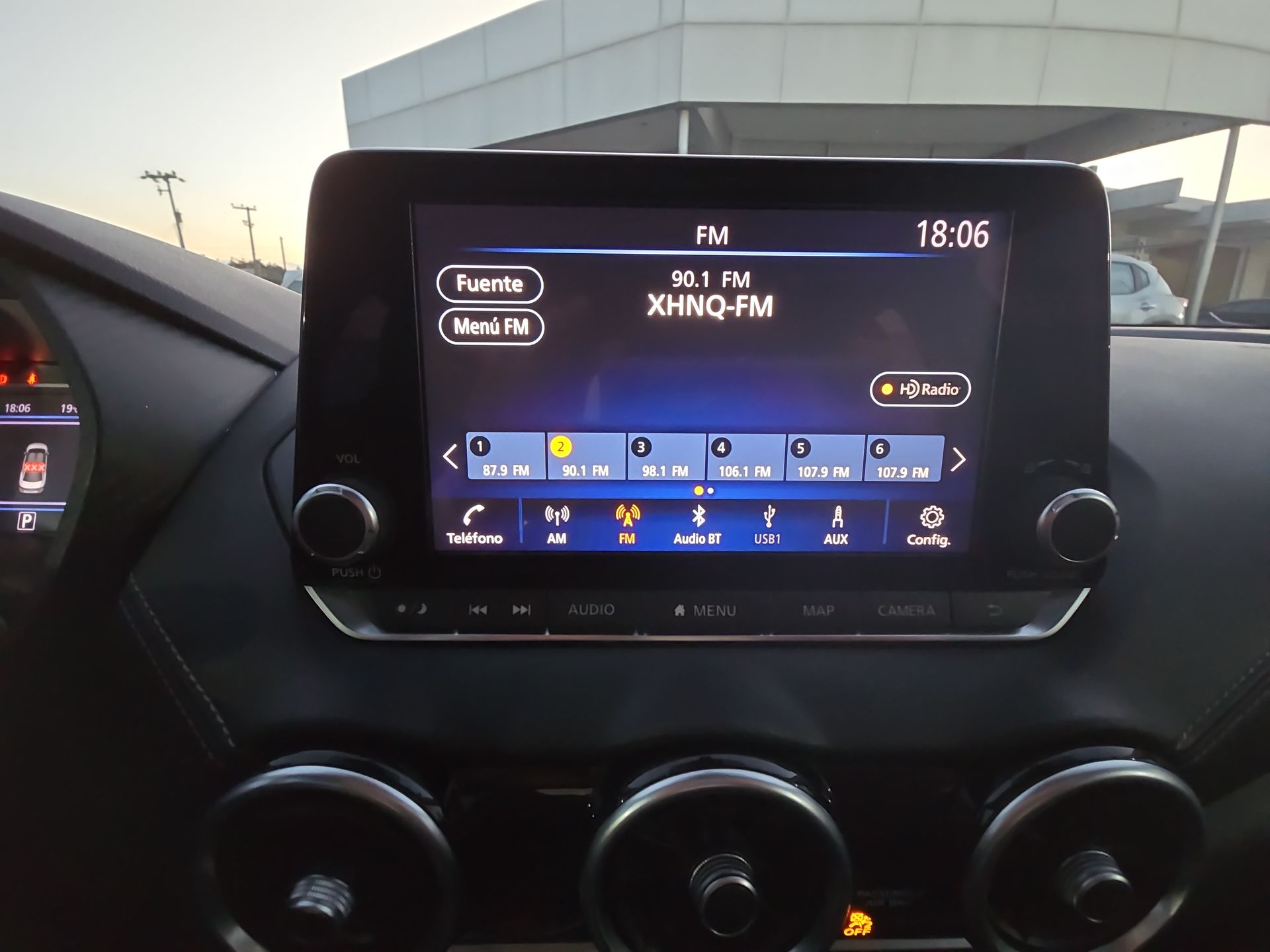 2023 Nissan Sentra 4p SR Platinum Bi-tono L4/2.0 Aut