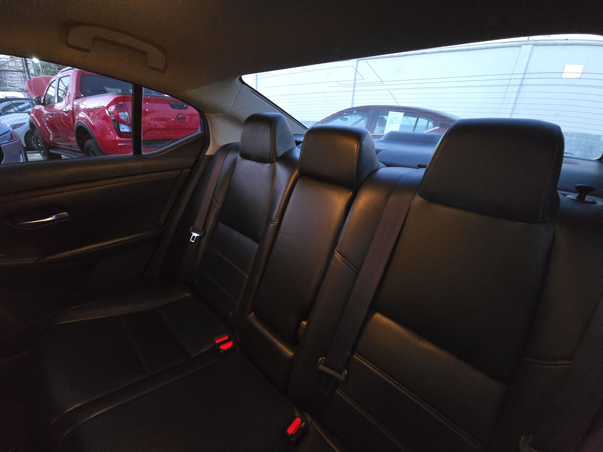 2023 Nissan Sentra 4p SR Platinum Bi-tono L4/2.0 Aut