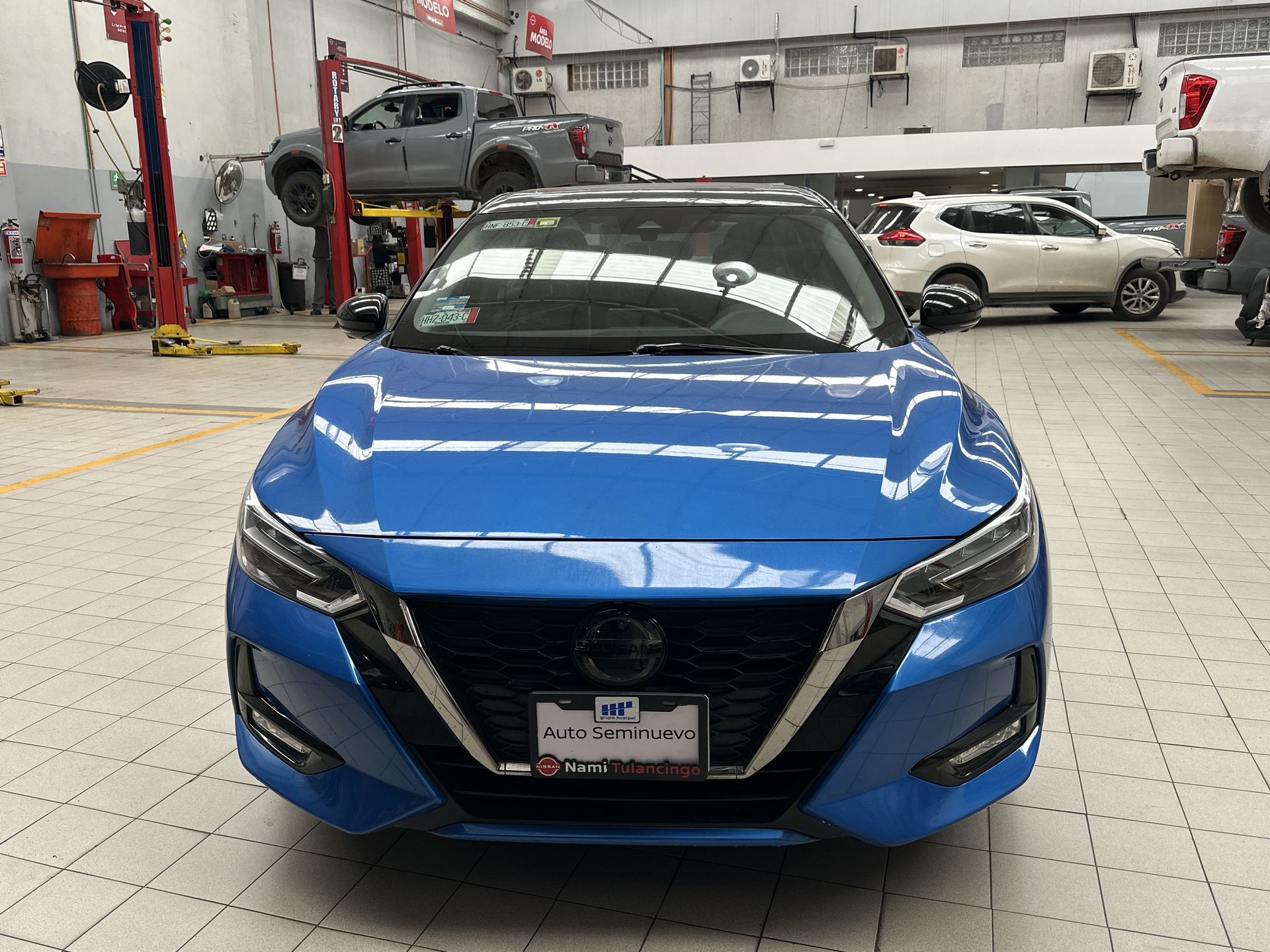 2023 Nissan Sentra 4p SR L4/2.0 Aut