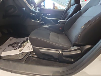 2023 Nissan Sentra 4p Advance L4/2.0 Man