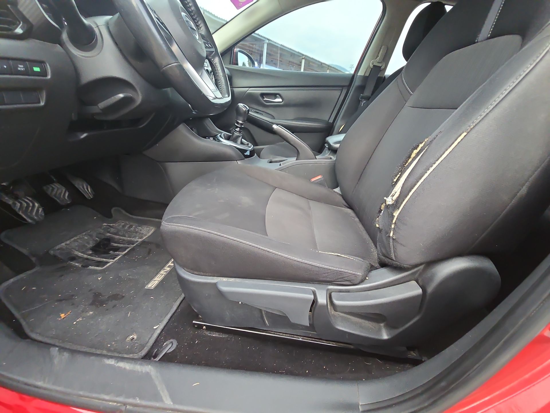 2023 Nissan Sentra 4p Advance L4/2.0 Man