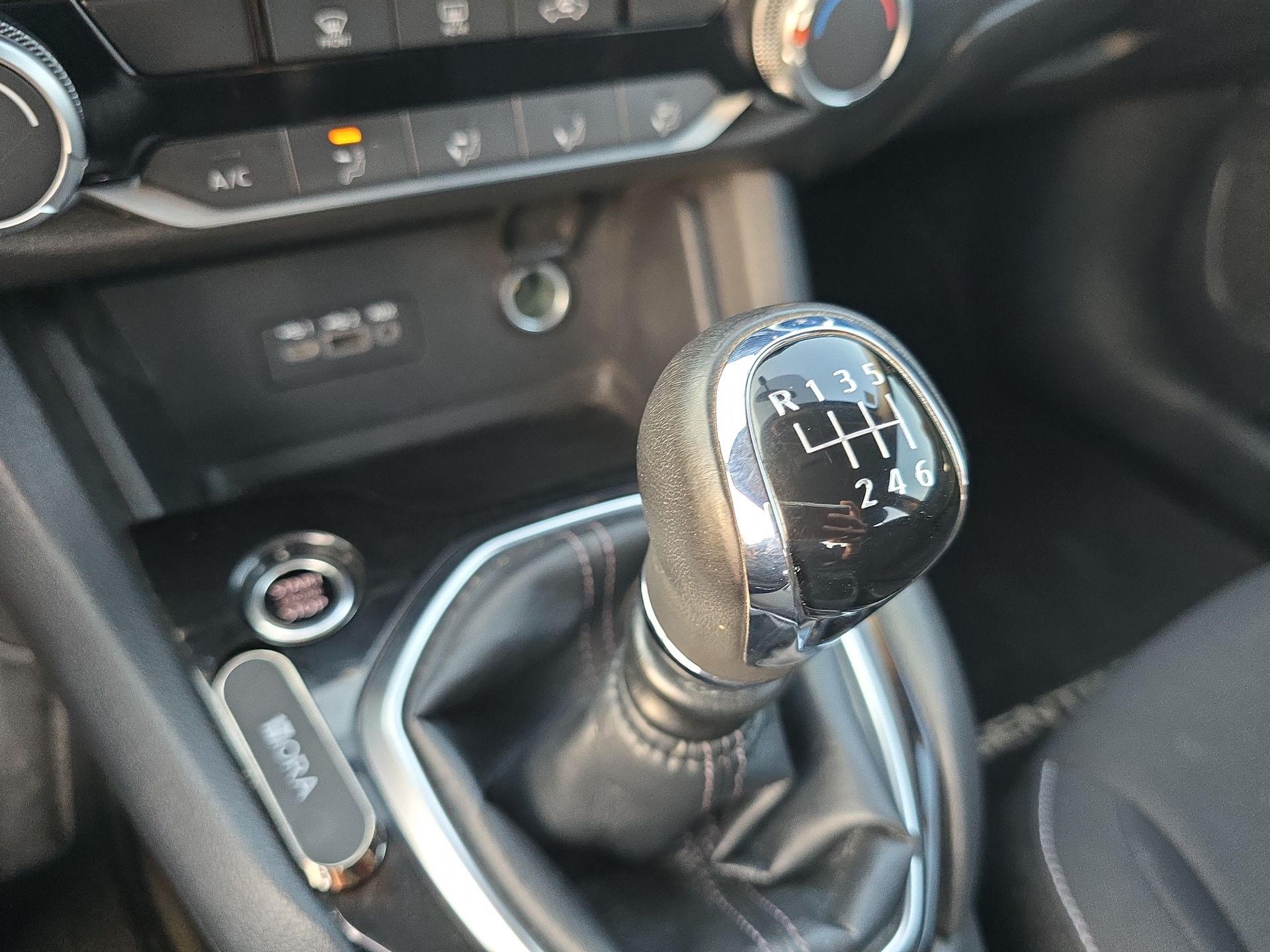 2022 Nissan Sentra 4p Advance L4/2.0 Man
