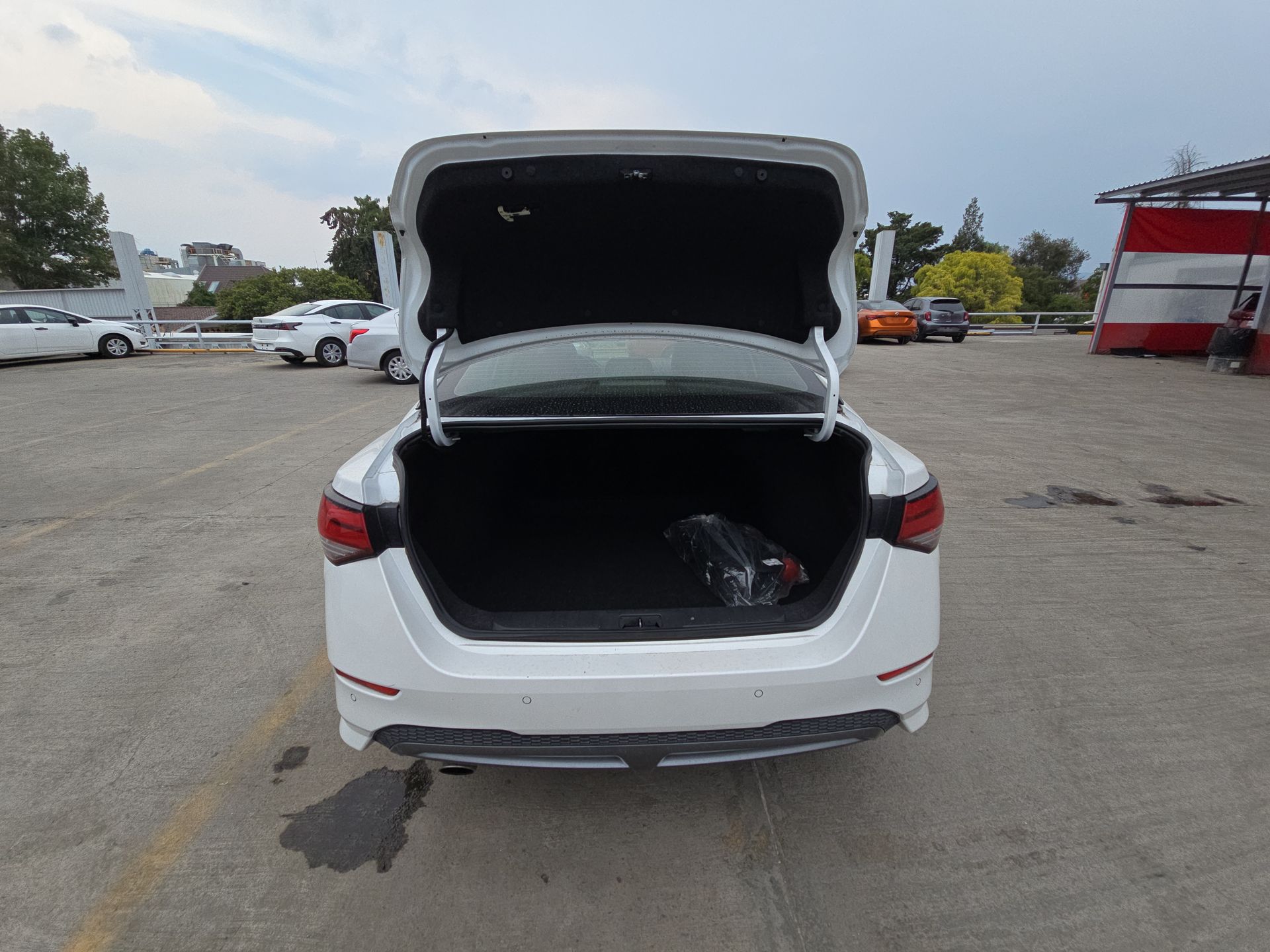 2023 Nissan Sentra 4p SR Platinum L4/2.0 Aut