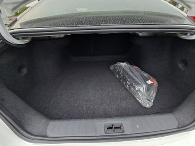 2023 Nissan Sentra 4p SR Platinum L4/2.0 Aut