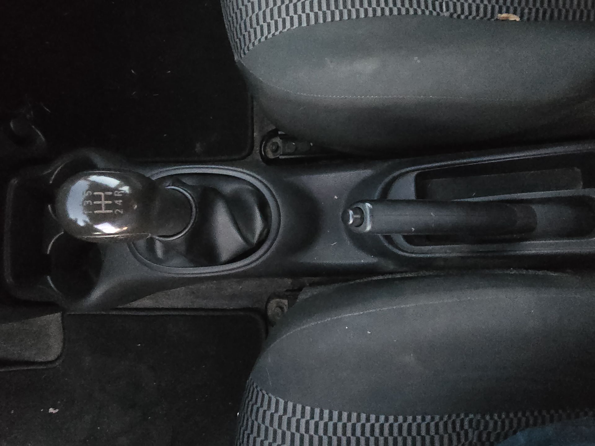 2020 Nissan March 5p Sense L4/1.6 Man